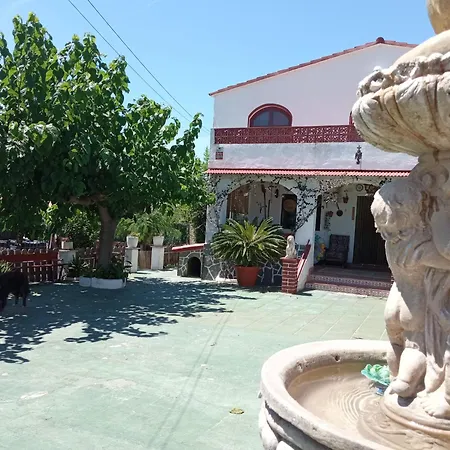 Cal Josefina & Tomas Tatil Evi